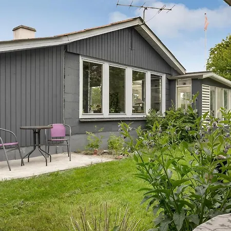 Lovely In Juelsminde With Kitchen Sonderby (Midtjylland)